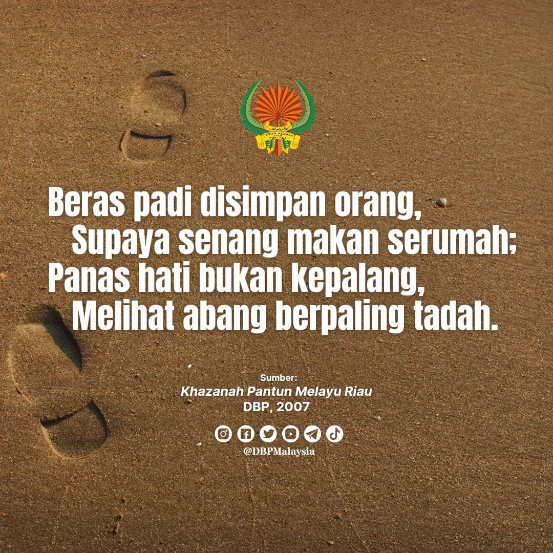 beras padi disimpan orang 041021