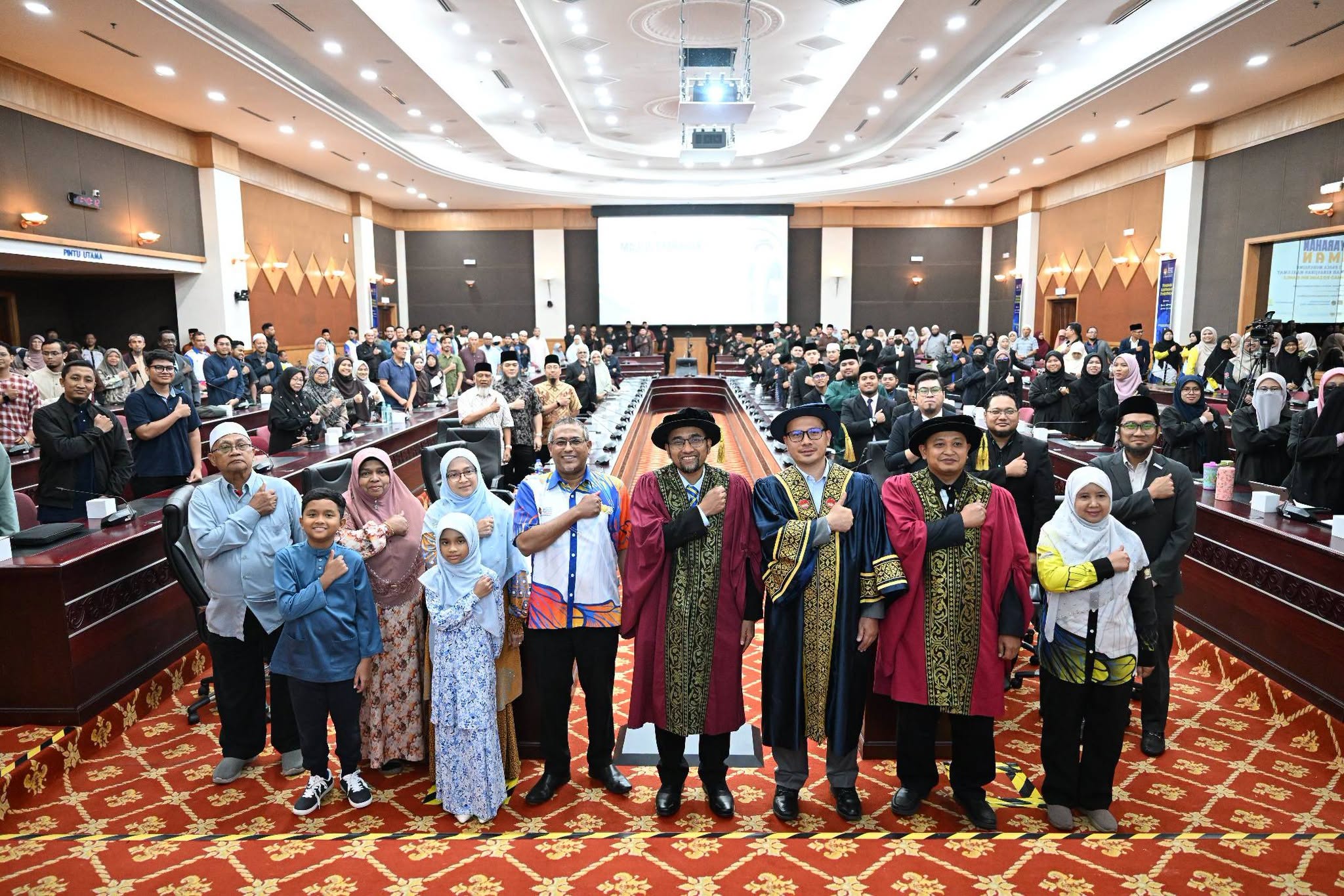 Gambar 1 1